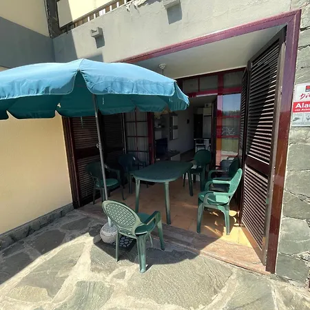 Primera Linea De Playa, Completo Apartment San Bartolome de Tirajana (Gran Canaria)