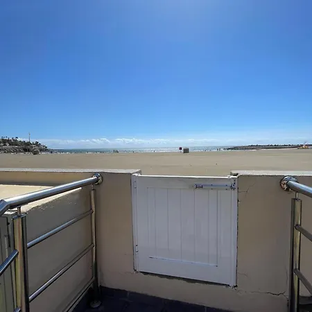 Primera Linea De Playa, Completo Apartment San Bartolome de Tirajana (Gran Canaria)