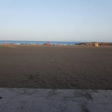 Primera Linea De Playa, Completo Apartment San Bartolome de Tirajana (Gran Canaria)