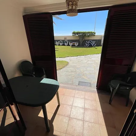 Apartment Primera Linea De Playa, Completo *
